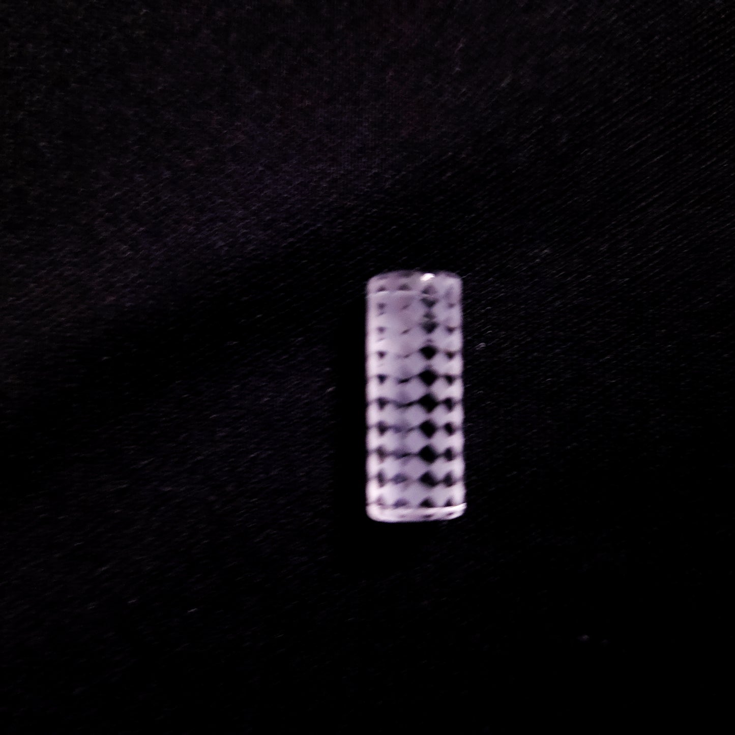 Quartz solid Pillar -Checkered 8x20mm